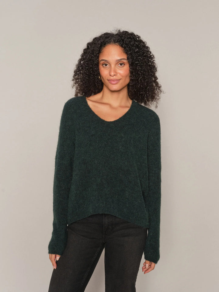 Pull col V en laine douce Thora