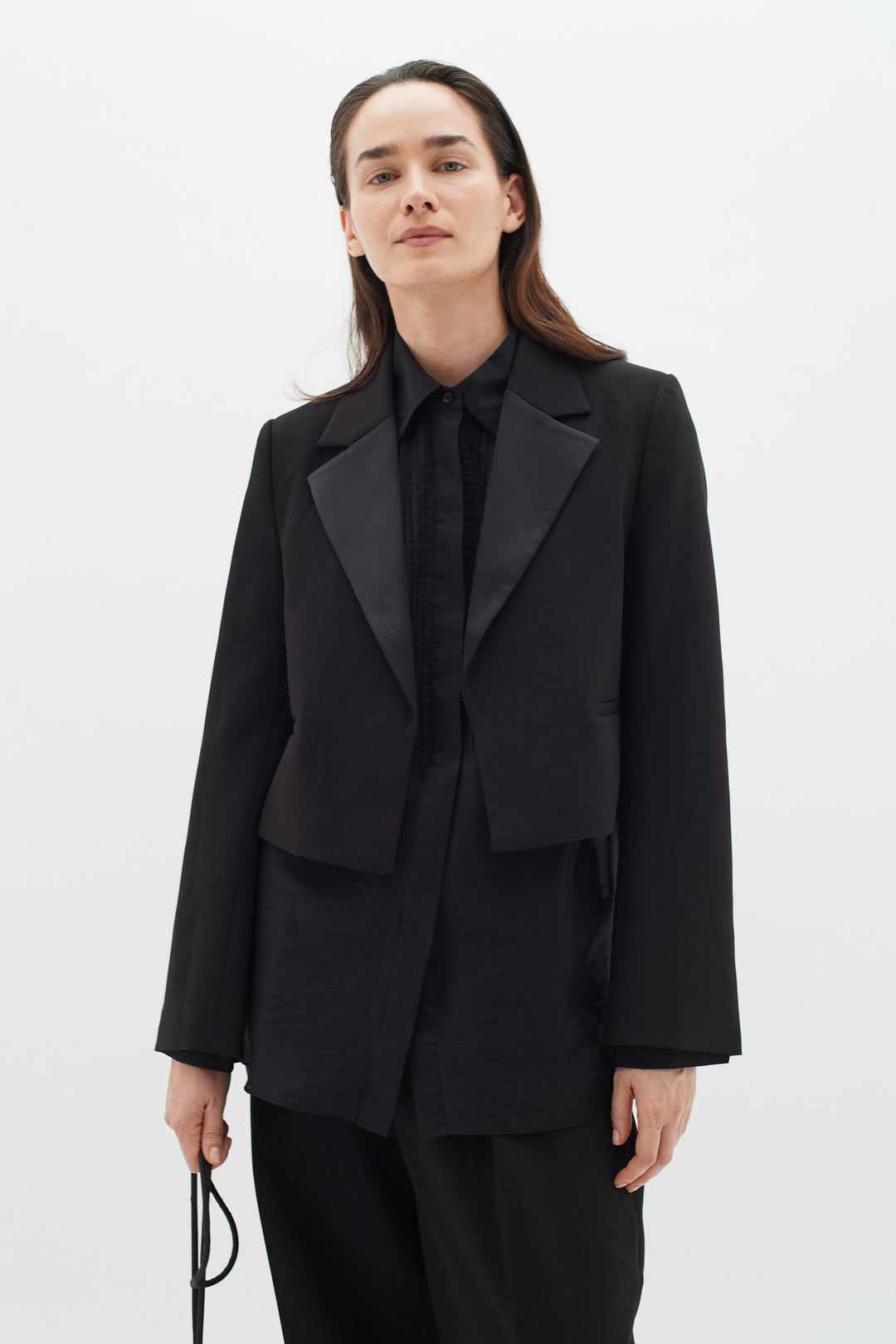 Blazer court tuxedo avec satin Yael