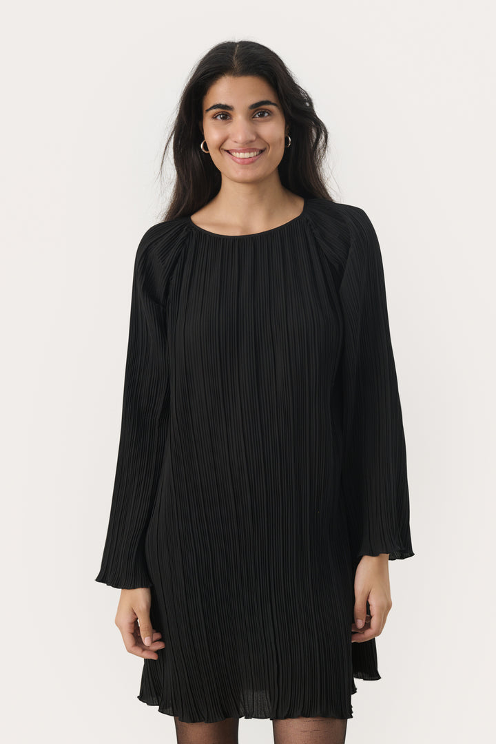 Robe courte plissée Milana