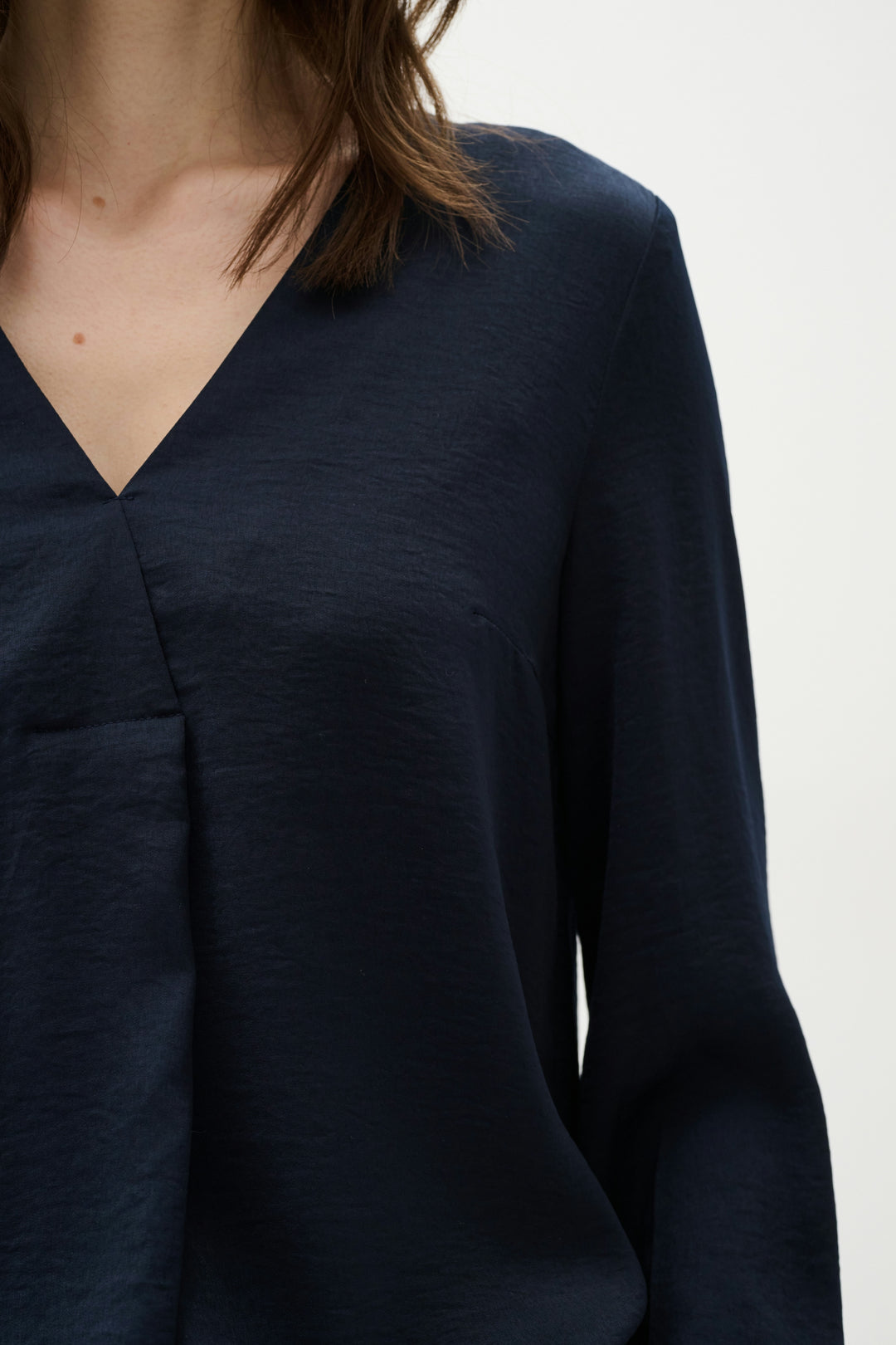 Blouse légère col V Rinda - Bleu marine