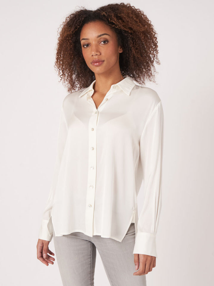 Blouse classique de pure soie