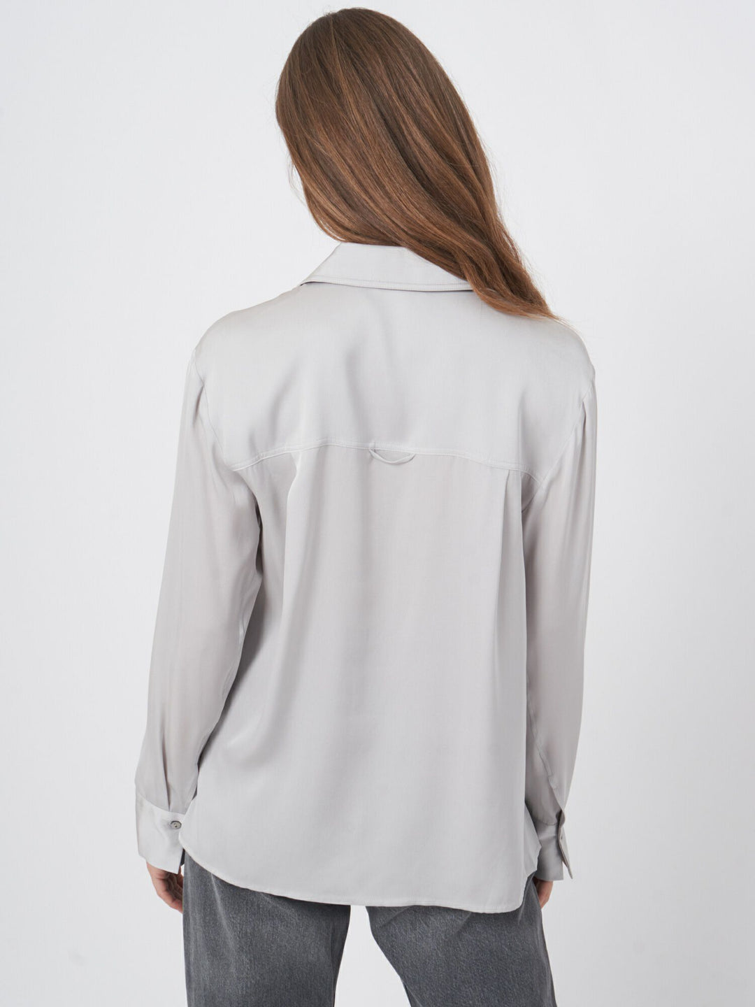 Blouse classique de pure soie