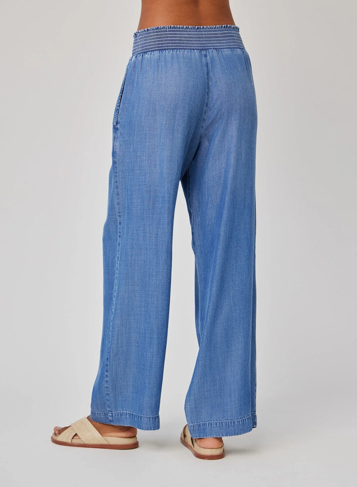 Pantalon ample avec taille nid-d'abeilles